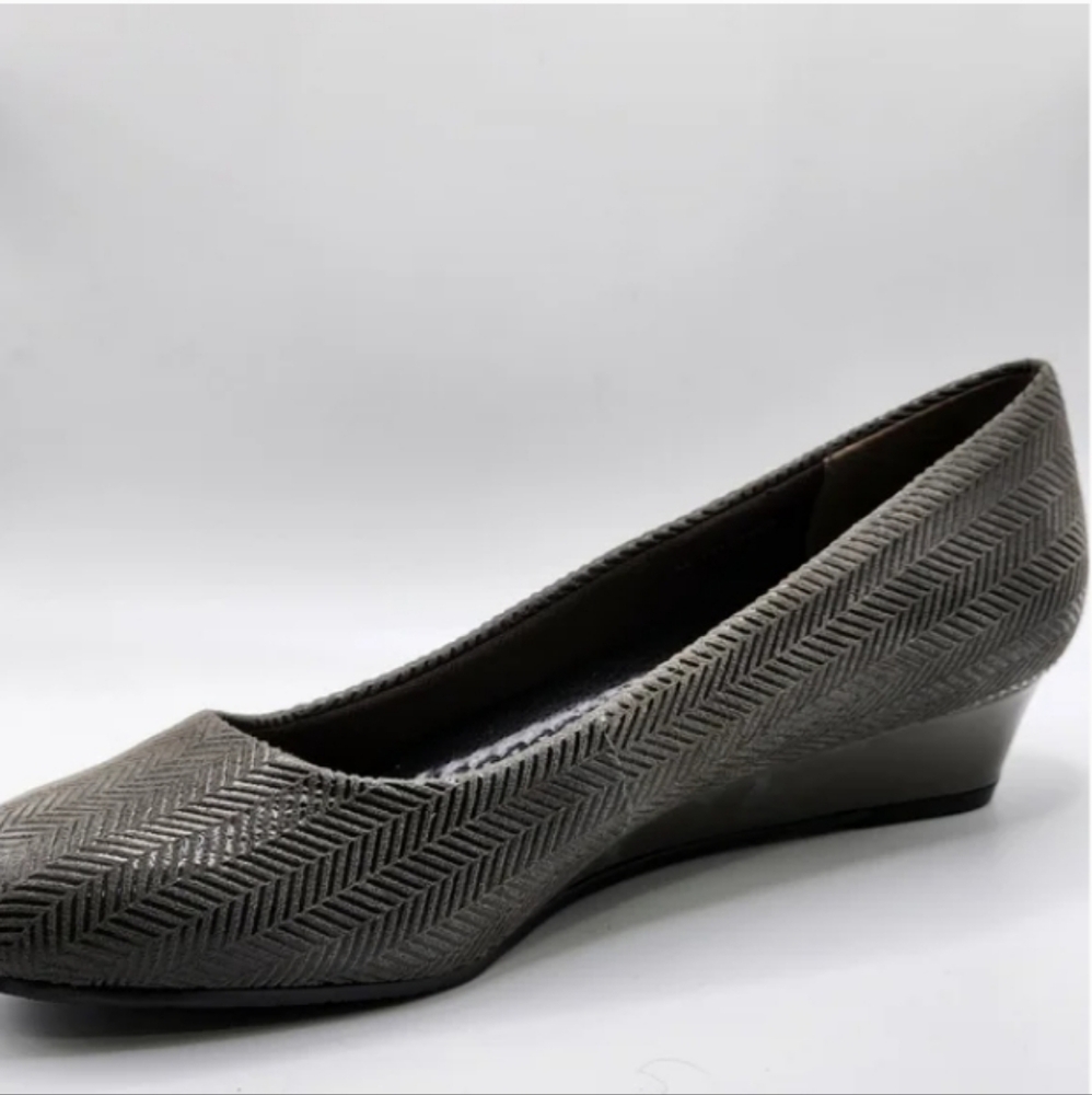 Wedges - Picture 3 of 4